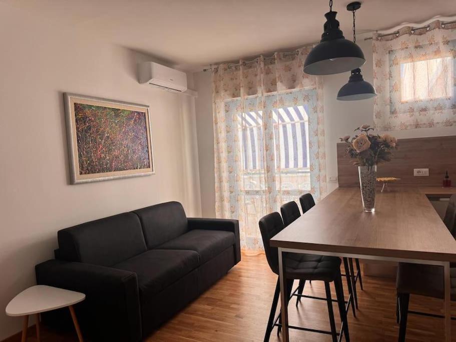 La Maison De Monique Policoro Esterno foto